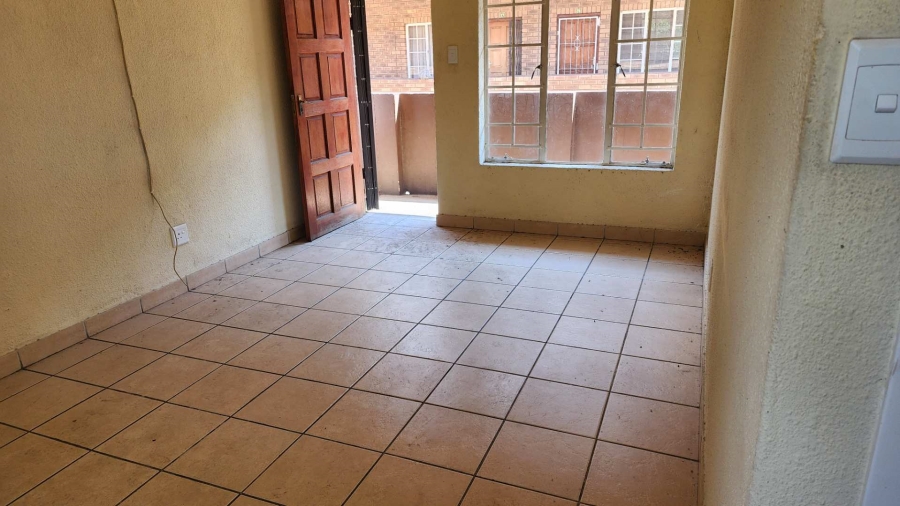 1 Bedroom Property for Sale in Rustenburg North West